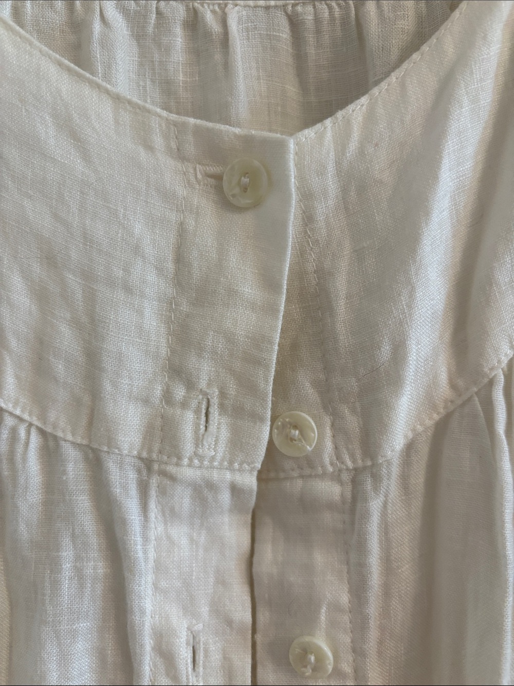 Meadow Rue Linen White Button-Front Short Sleeve Peplum Blouse - Picture 4 of 6